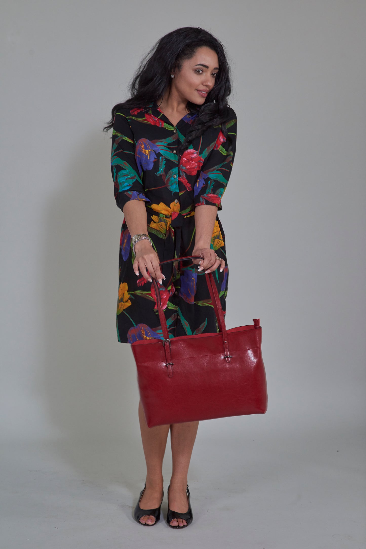 Layla Classic Tote