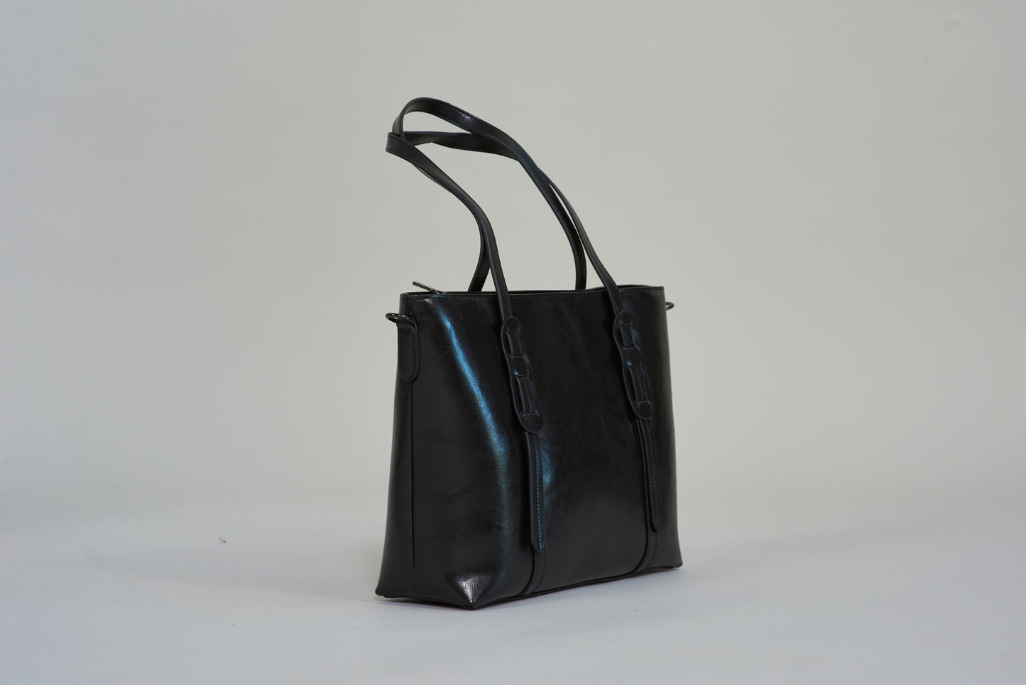 Sienna Leather Clasp Tote