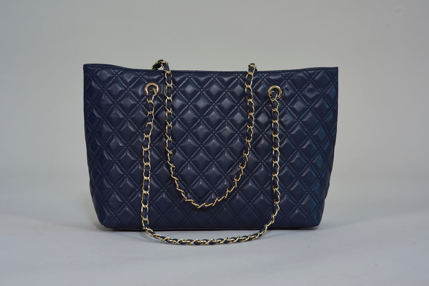 Zoe Diamond Rope Twist Tote