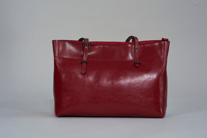 Layla Classic Tote