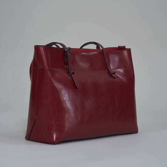 Layla Classic Tote
