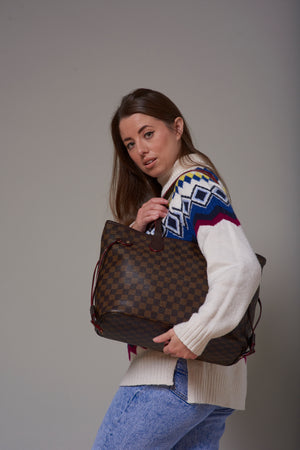 Crissy Checkered Totes with Wristlet Pochette